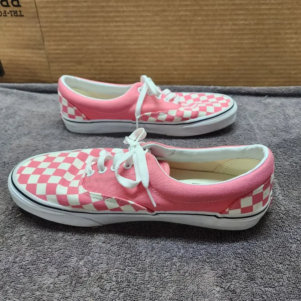 Pink white checkered Vans shoes women size 11 sneakers b53
